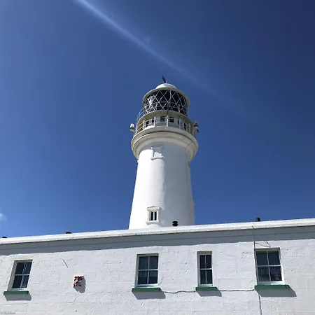 The Puffin Pad - Part Of The The Bay Village With Pool, Gym And Direct Access, Pub, Restaurant, Tennis And Meadows Walks Filey